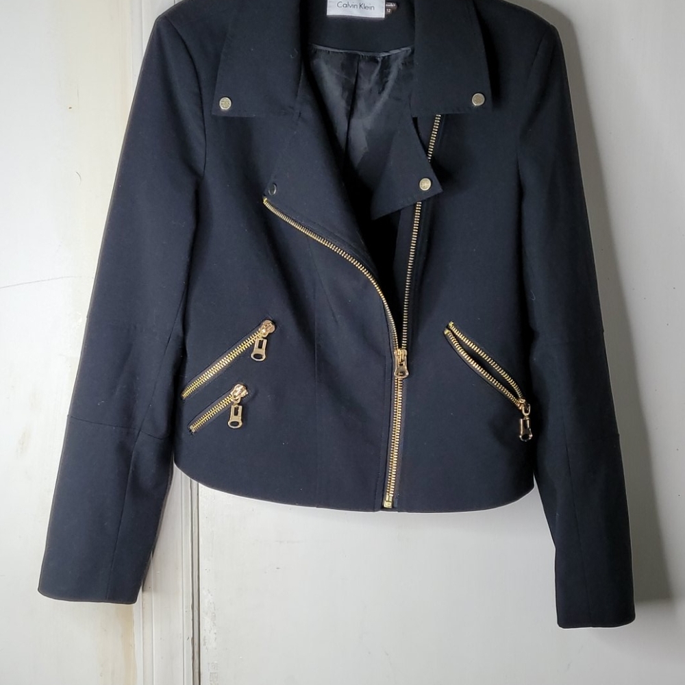 Calvin Klein jacket and skirt suit - Picture 1 of 9